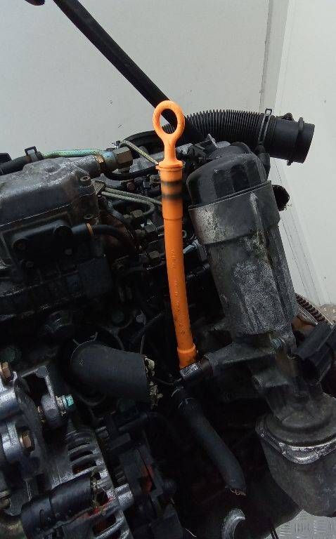 щуп двигателя Volkswagen Golf 4 поколение 2002, 1.9 л., дизель, МКПП, 038115611
