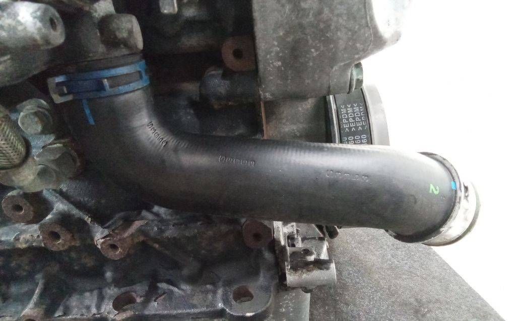 патрубок интеркулера Volkswagen Golf 4 поколение 2002, 1.9 л., дизель, МКПП