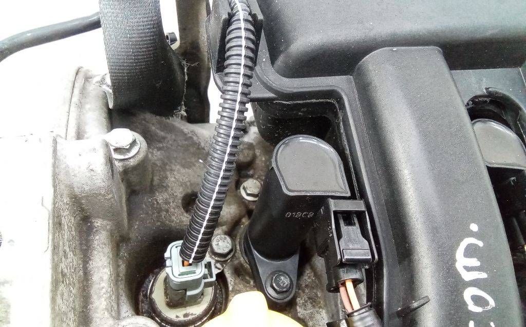катушка зажигания Renault Clio 3 поколение 2008, 1.6 л., бензин, МКПП