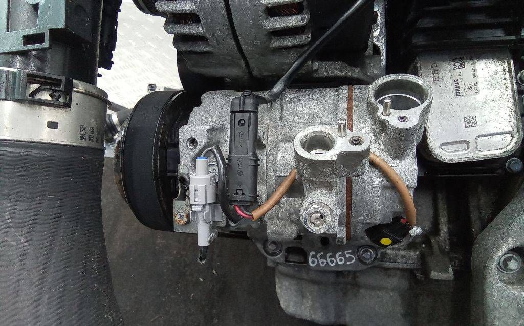 компрессор кондиционера BMW 1 серия F20/F21 2013, 1.6 л., дизель, МКПП, 447260-4710