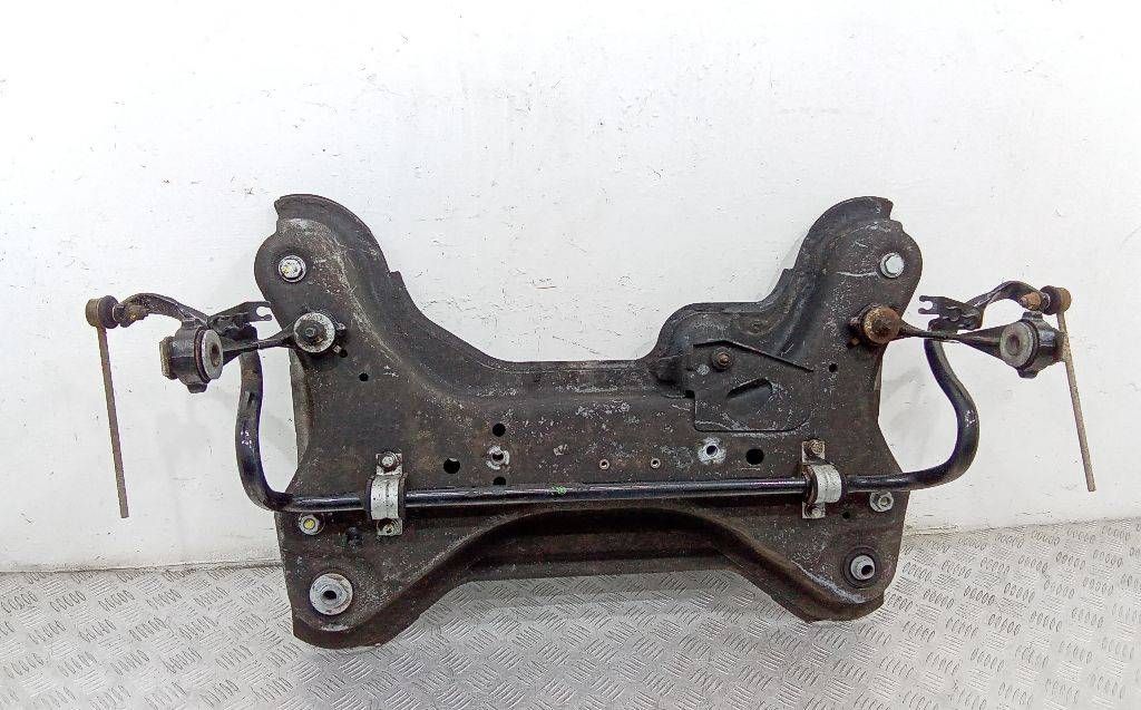 балка подвески передняя (подрамник) Nissan Primastar 1 поколение 2004, 8200039866