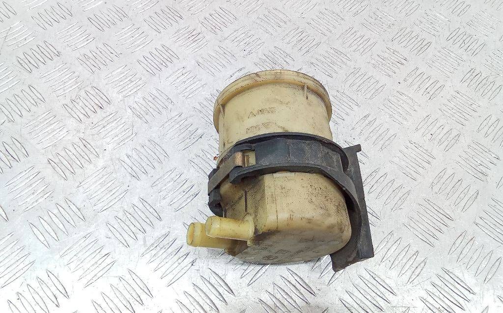 бачок гидроусилителя Renault Megane 1 поколение 1999, 1.4 л., бензин, МКПП, 7700795347