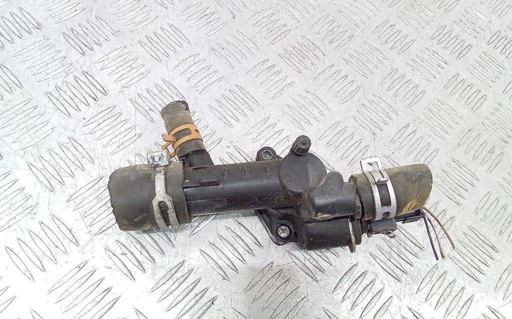 корпус термостата Renault Duster 1 поколение 2011, 1.5 л., дизель, МКПП, 8200954288
