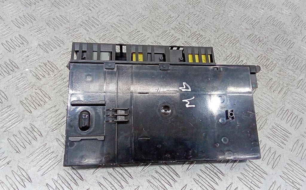 блок предохранителей Mercedes-Benz E-Класс W211/S211 2005, 2115455601