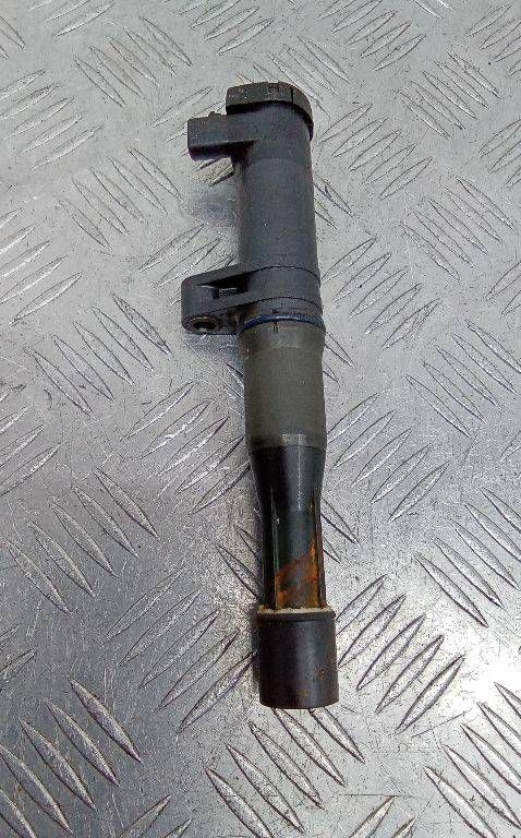 катушка зажигания Renault Megane 2 поколение 2005, 1.6 л., бензин, 7700875000