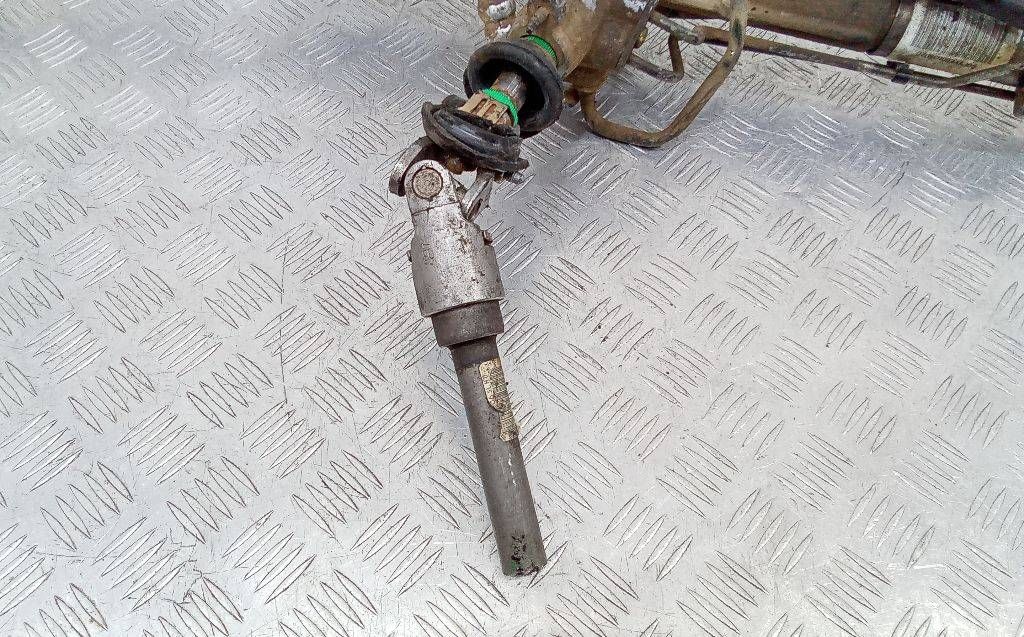 рулевой карданчик Peugeot 407 1 поколение 2007