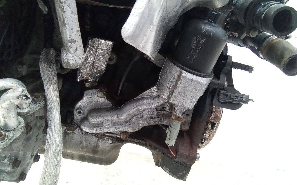 корпус масляного фильтра Peugeot 307 1 поколение 2003, 1.6 л., бензин, МКПП, 9636015310