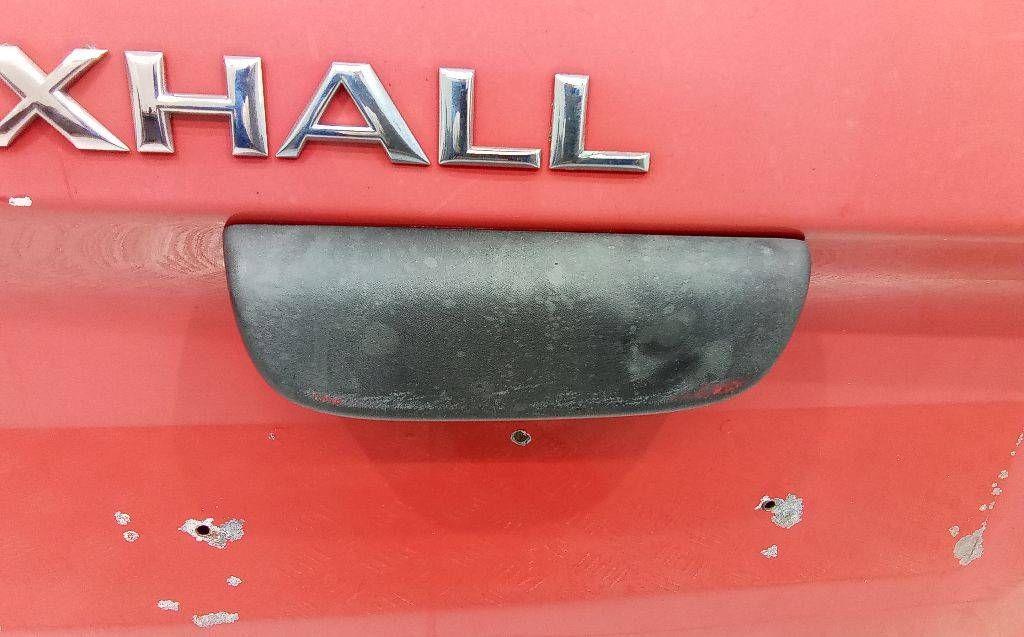 подсветка номера Opel Vivaro A 2003