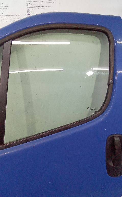 стекло двери передней левой Nissan Primastar 1 поколение 2004, 43R-00048