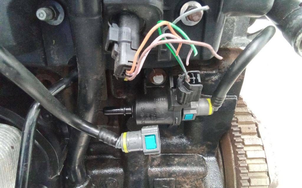 электромагнитный клапан Renault Twingo 2 поколение 2012, 1.5 л., дизель, МКПП, 208859042R