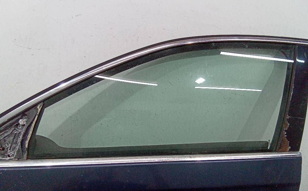 стекло двери передней левой Volkswagen Jetta 5 поколение 2005