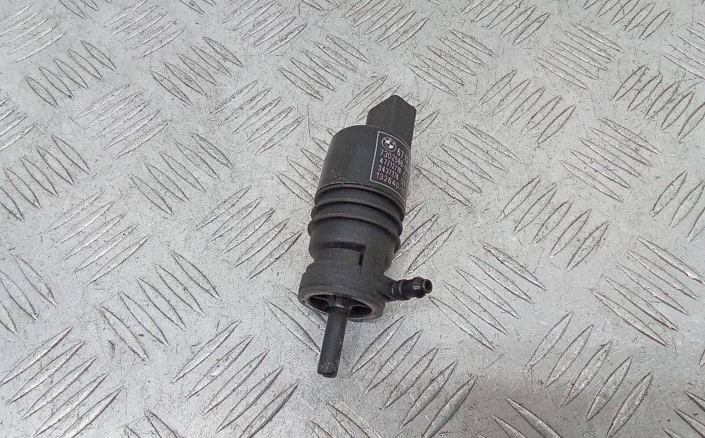 насос (моторчик) омывателя стекла BMW 1 серия F20/F21 2013, 1.6 л., дизель, 730258801