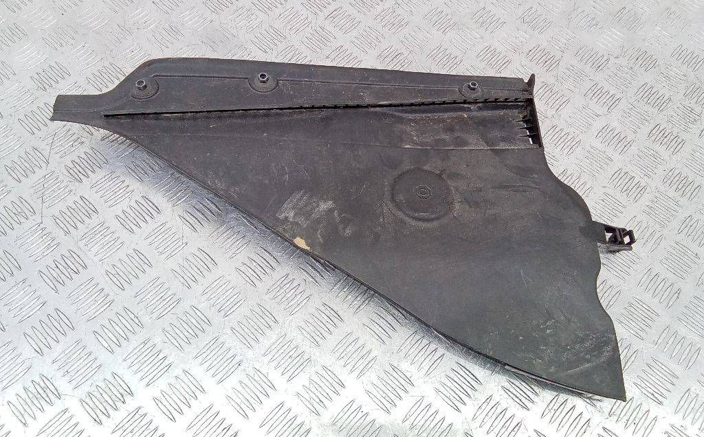 дождевик BMW 1 серия F20/F21 2011, 51717240680