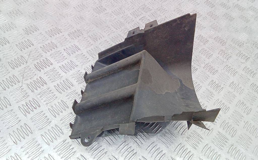 воздухозаборник Porsche Cayenne 955 2007, 7L5121333