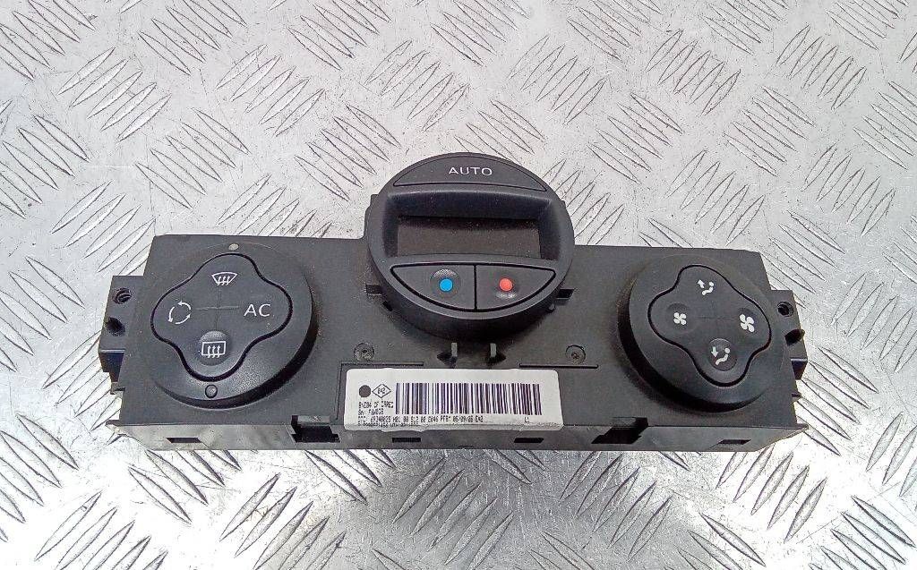 блок управления печки / климат-контроля Renault Megane 2 поколение 2005, 8200501456