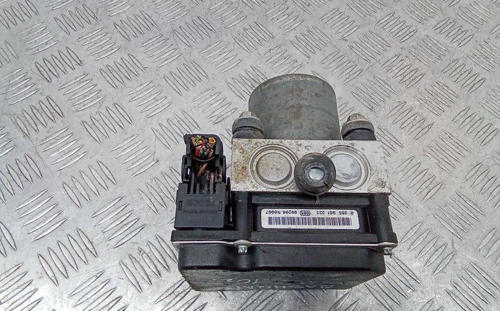 блок ABS Nissan Qashqai 1 поколение [рестайлинг] 2010, 0265951223
