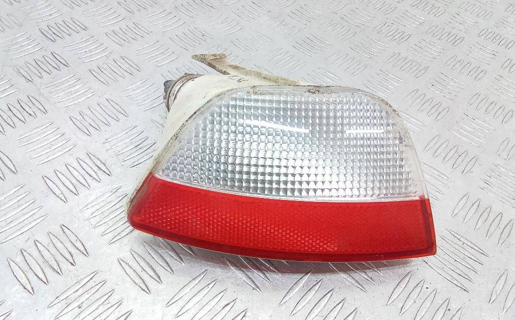 фонарь противотуманный правый Ford Focus 2 поколение 2006, 1M51-15K272-A
