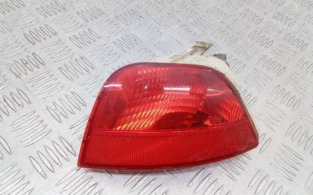 фонарь противотуманный левый Ford Focus 2 поколение 2006, 1M51-15K273-A