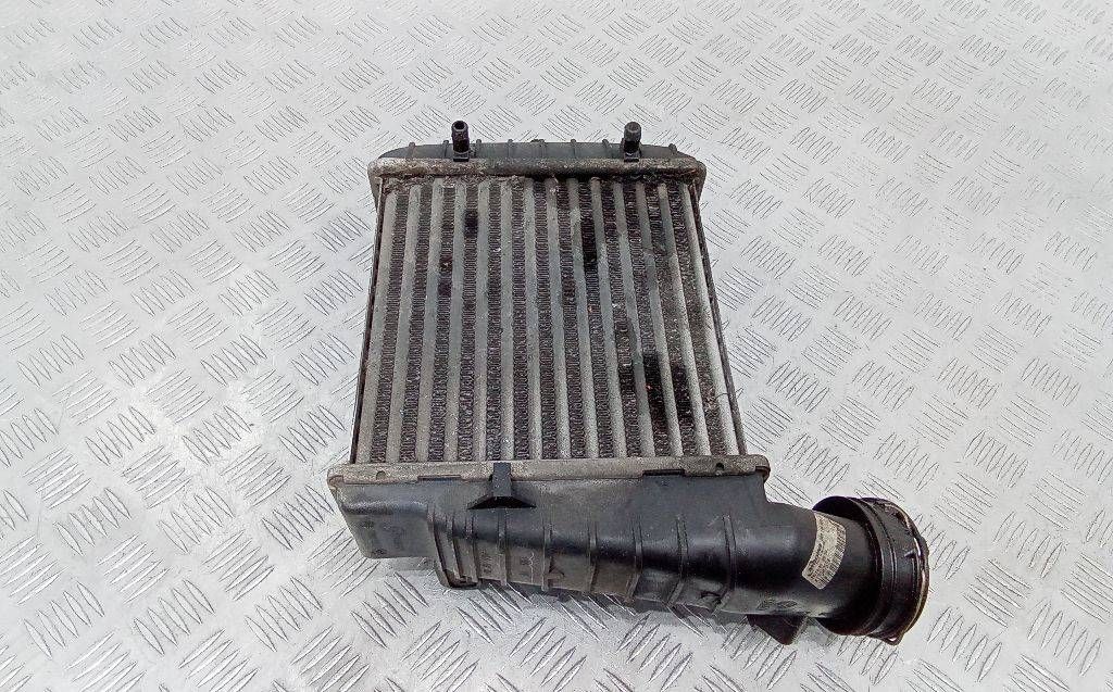 интеркулер Skoda Superb 1 поколение 2006, 3B0145805