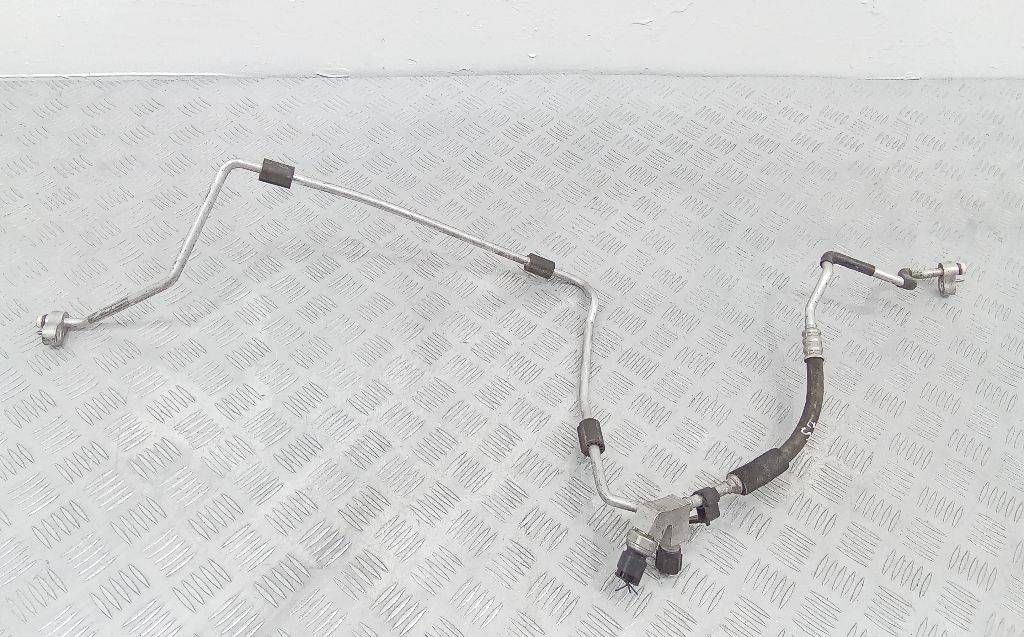 трубка кондиционера BMW 1 серия F20/F21 2013, 1.6 л., дизель, 6453921223608, 9212236