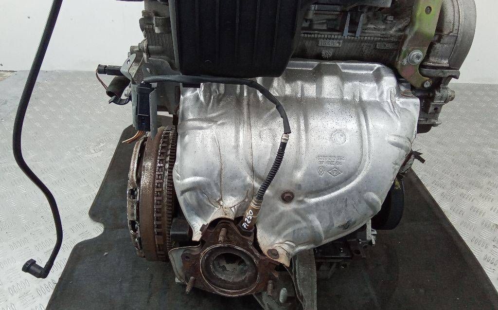 коллектор выпускной Renault Scenic 2 поколение 2006, 2.0 л., бензин, МКПП, 138083