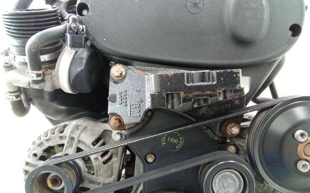 кронштейн двигателя Opel Zafira 2 поколение (B) [рестайлинг] 2010, 1.8 л., бензин, МКПП, 13257618