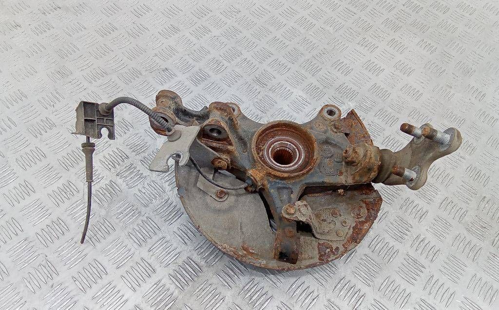 кулак поворотный левый Citroen C4 Picasso 2 поколение 2015, 1.2 л., бензин, NULL