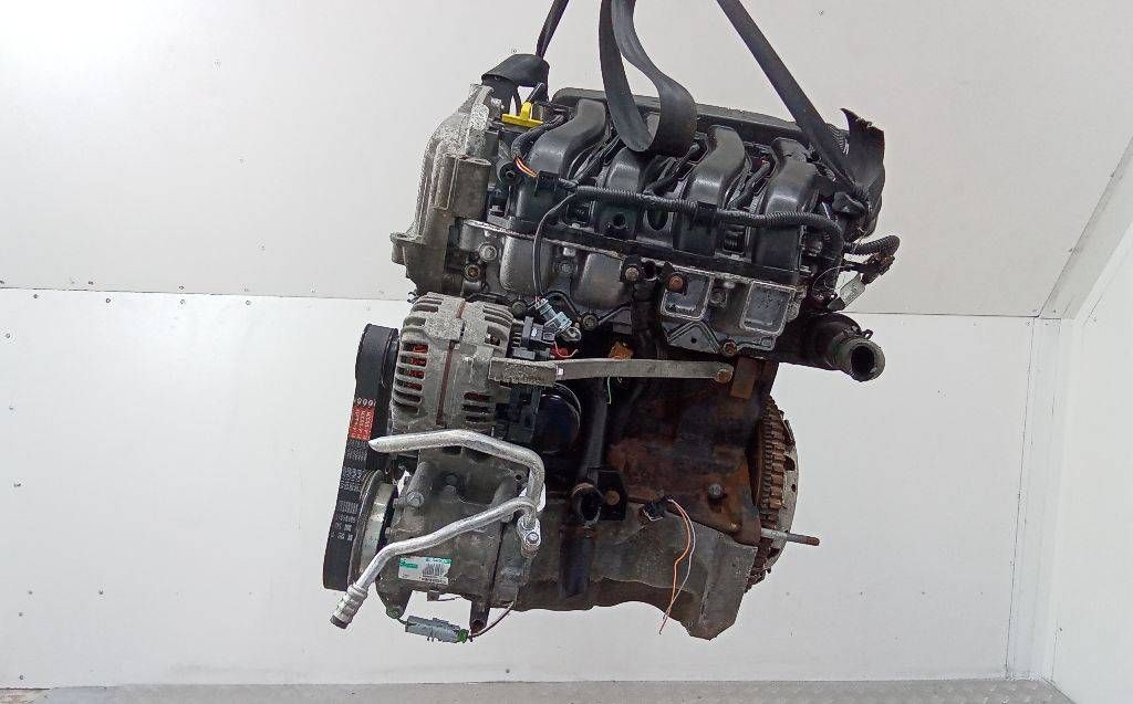 двигатель Renault Clio 3 поколение 2008, 1.6 л., бензин, МКПП, K4MD800, K4M800