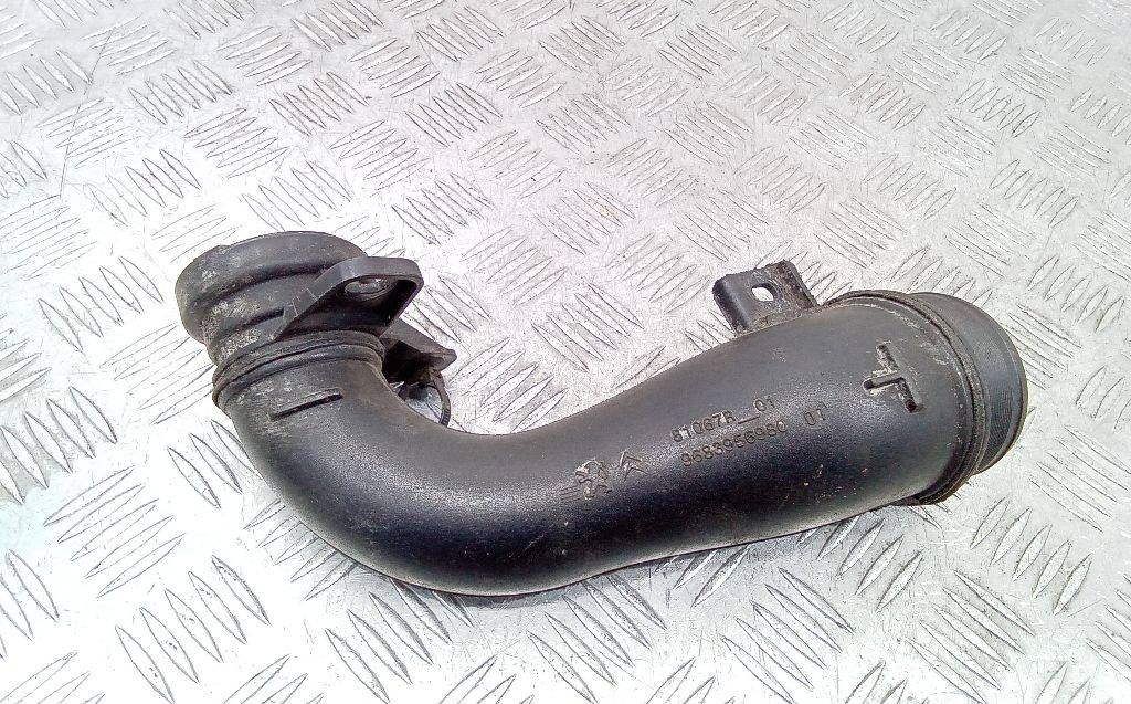 патрубок воздушного фильтра Citroen C5 2 поколение 2012, 9683956980