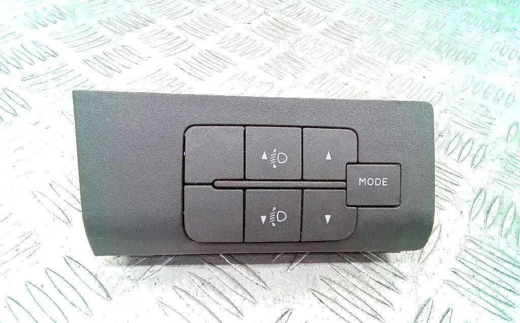 кнопка (выключатель) Citroen Jumper 2 поколение 2008, 735431955