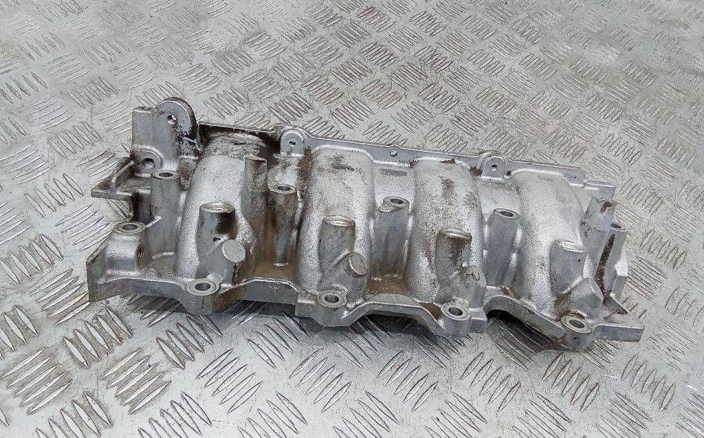 коллектор впускной Renault Scenic 1 поколение [рестайлинг] 2000, 1.6 л., бензин, МКПП, 113127