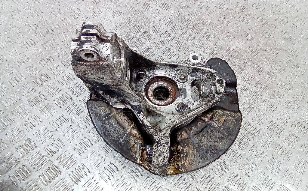 кулак поворотный левый Mercedes-Benz A-Класс W177/V177 2020, 2.0 л., дизель