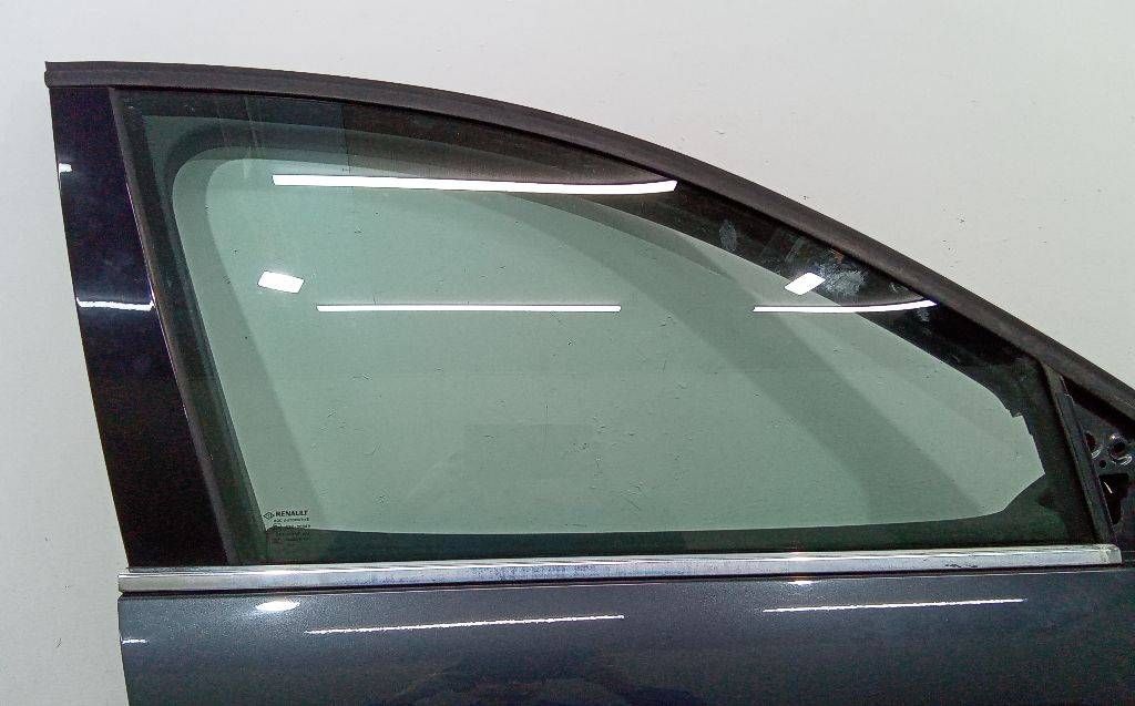 стекло двери передней правой Renault Laguna 3 поколение 2010, 43R-00049
