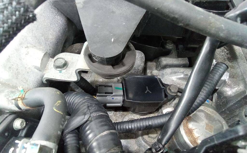 катушка зажигания Nissan Note E11 [рестайлинг] 2014, 1.2 л., бензин, МКПП, 224483HD0A