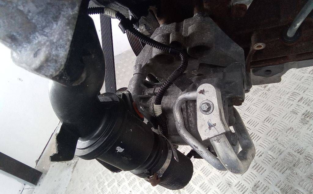 компрессор кондиционера Alfa Romeo Giulietta 3 поколение 2010, 1.6 л., дизель, МКПП, 50509535