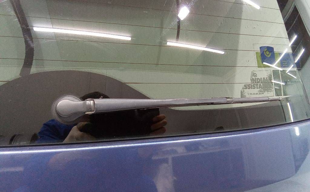 щеткодержатель задний Ford Fusion 1 поколение [рестайлинг] 2006
