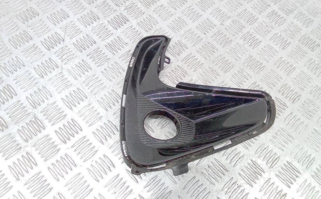 рамка фары противотуманной левой Toyota Yaris 3 поколение XP150 2020, 52112-K0150