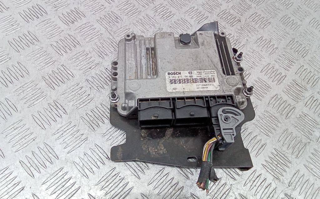 блок управления двигателем Renault Megane 3 поколение 2010, 1.9 л., дизель, 237100055R