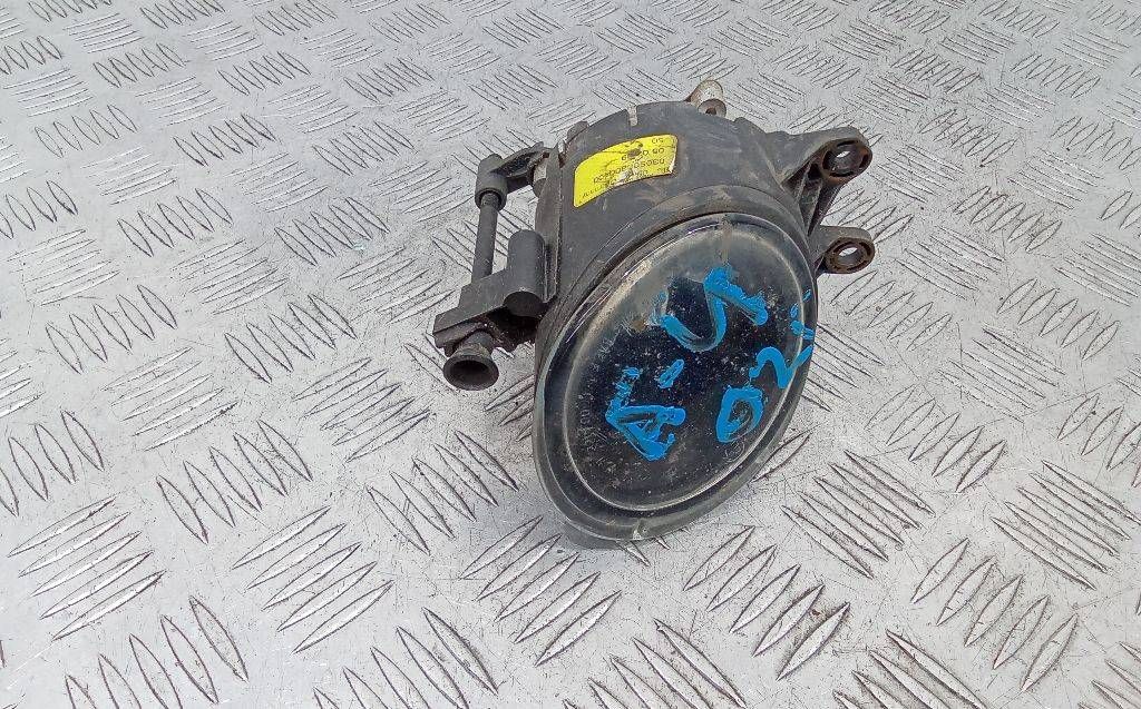фара противотуманная правая Audi A4 B6 2002, 8E0941700