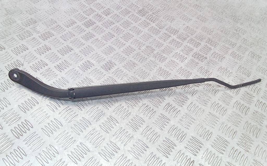 щеткодержатель (поводок стеклоочистителя, дворник) Renault Scenic 2 поколение 2005, 8200466006