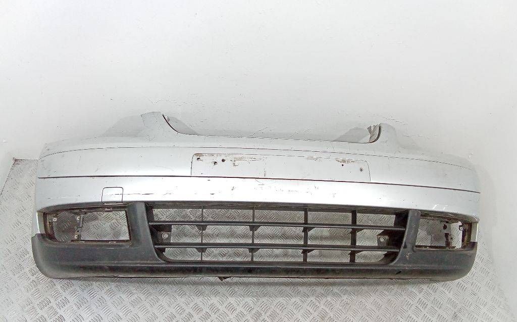 бампер передний Volkswagen Touran 1 поколение 2004, 1T0807221