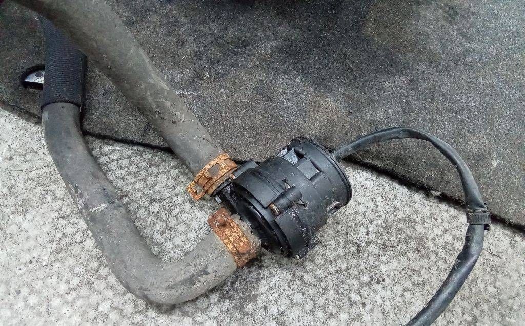 насос антифриза дополнительный Renault Megane 2 поколение 2005, 1.9 л., дизель, МКПП, 0392023015