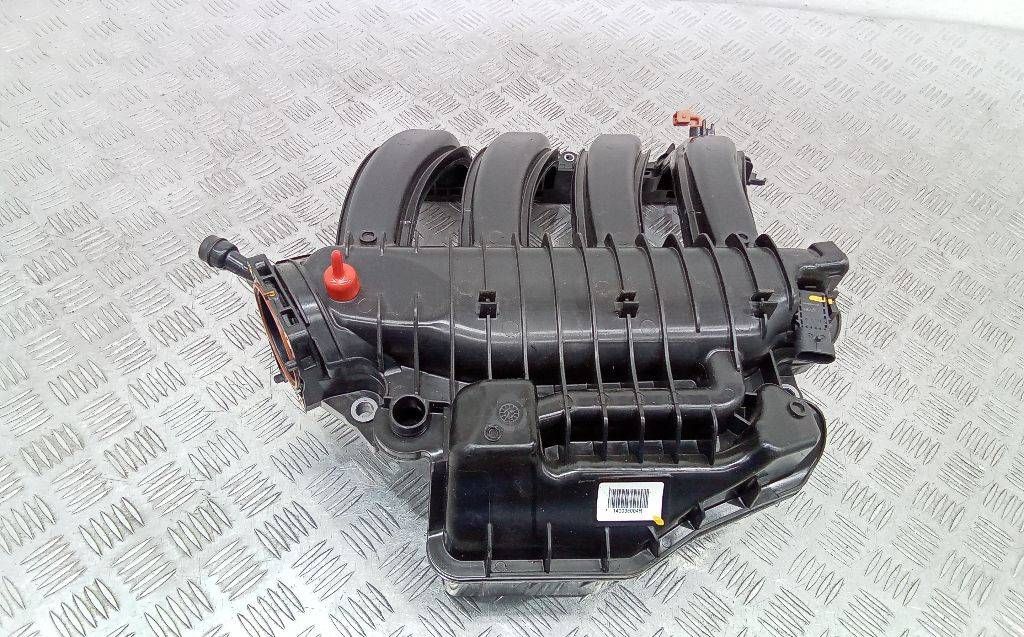 коллектор впускной Renault Duster 2 поколение 2022, 2.0 л., бензин, МКПП, 140035004R