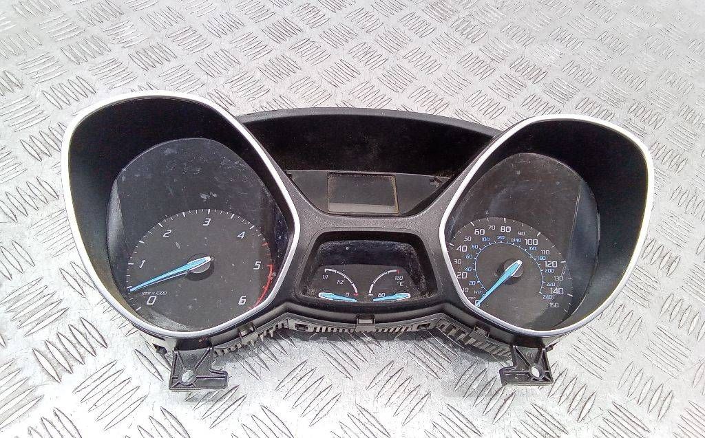 щиток приборов (приборная панель) Ford Focus 3 поколение 2012, BM5T-10849-DT