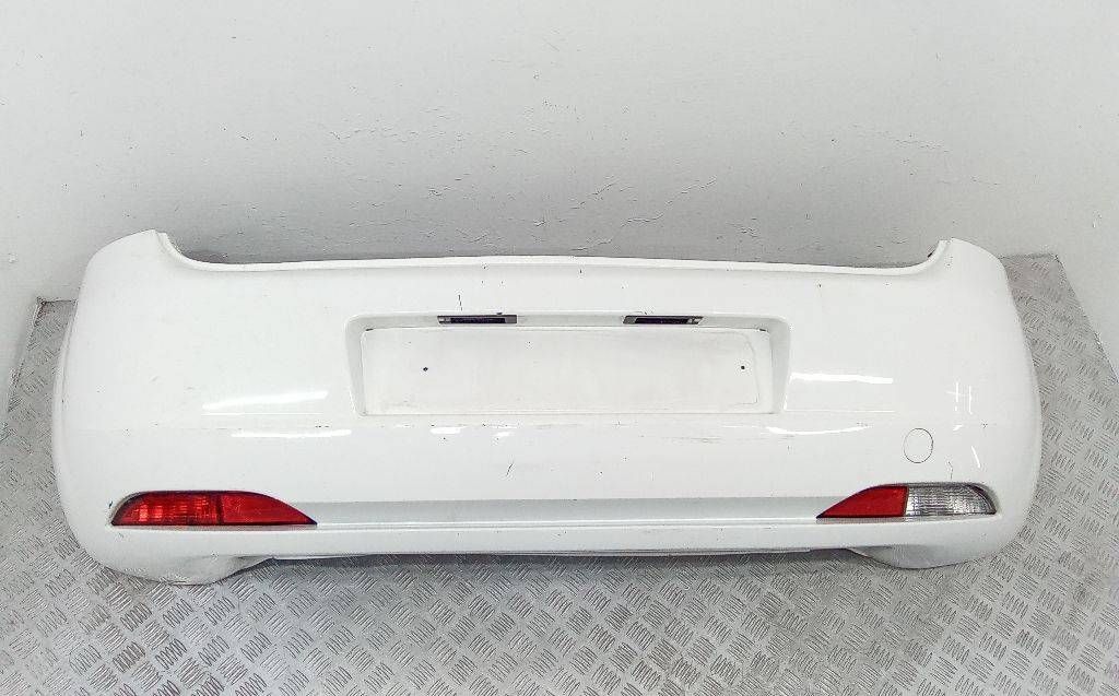 бампер задний Fiat Grande Punto 2 поколение 2008