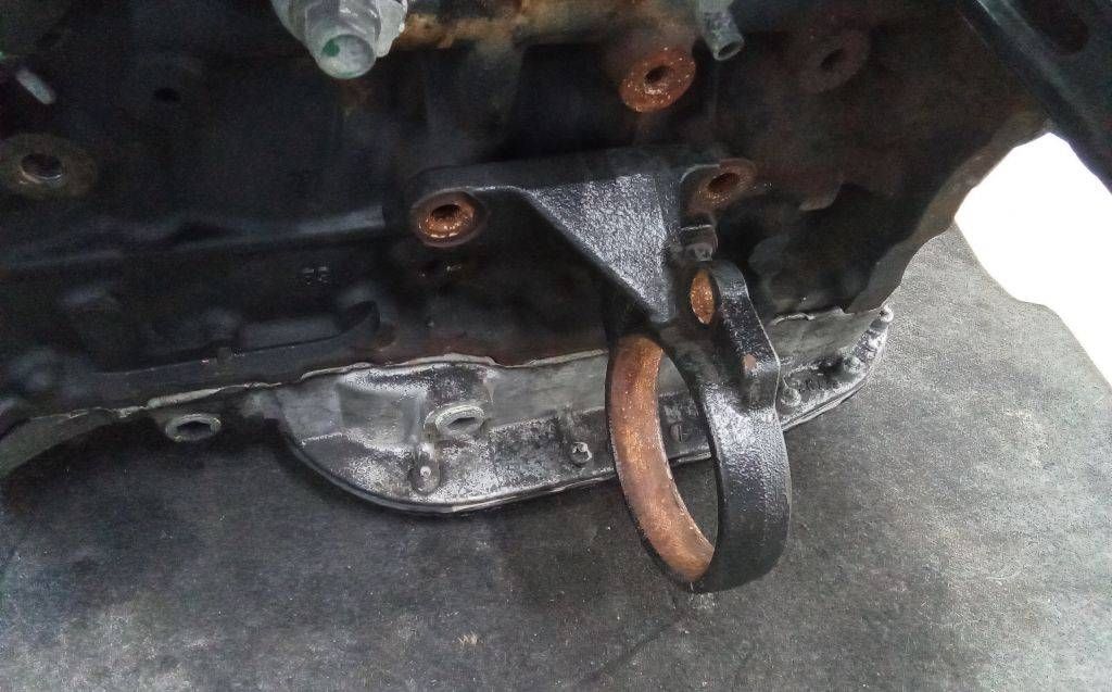 кронштейн полуоси Toyota Corolla 9 поколение (E120/E130) [рестайлинг] 2004, 2.0 л., дизель, МКПП