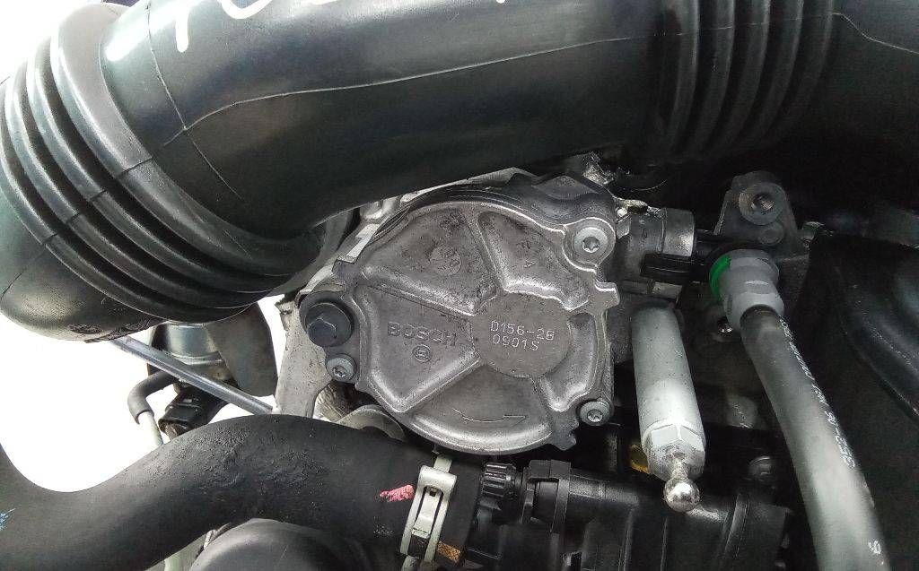 насос вакуумный Peugeot 207 1 поколение 2007, 1.6 л., дизель, МКПП