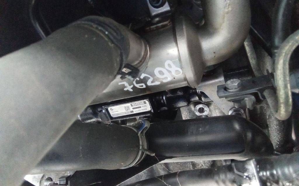 топливная рампа Citroen C4 Picasso 1 поколение 2009, 1.6 л., дизель, МКПП, 9654592680
