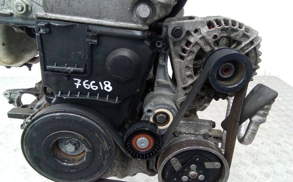 кронштейн генератора Renault Clio 3 поколение 2006, 1.4 л., бензин, МКПП