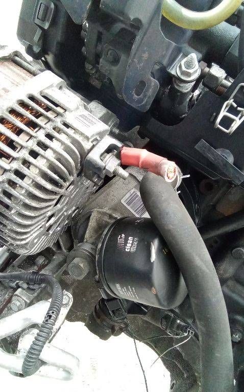 теплообменник масляного фильтра Renault Megane 3 поколение 2011, 1.5 л., дизель, МКПП, 779744